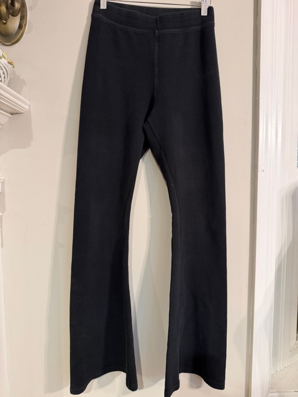 Aerie Black Hi-Rise Flare Stretch Pants